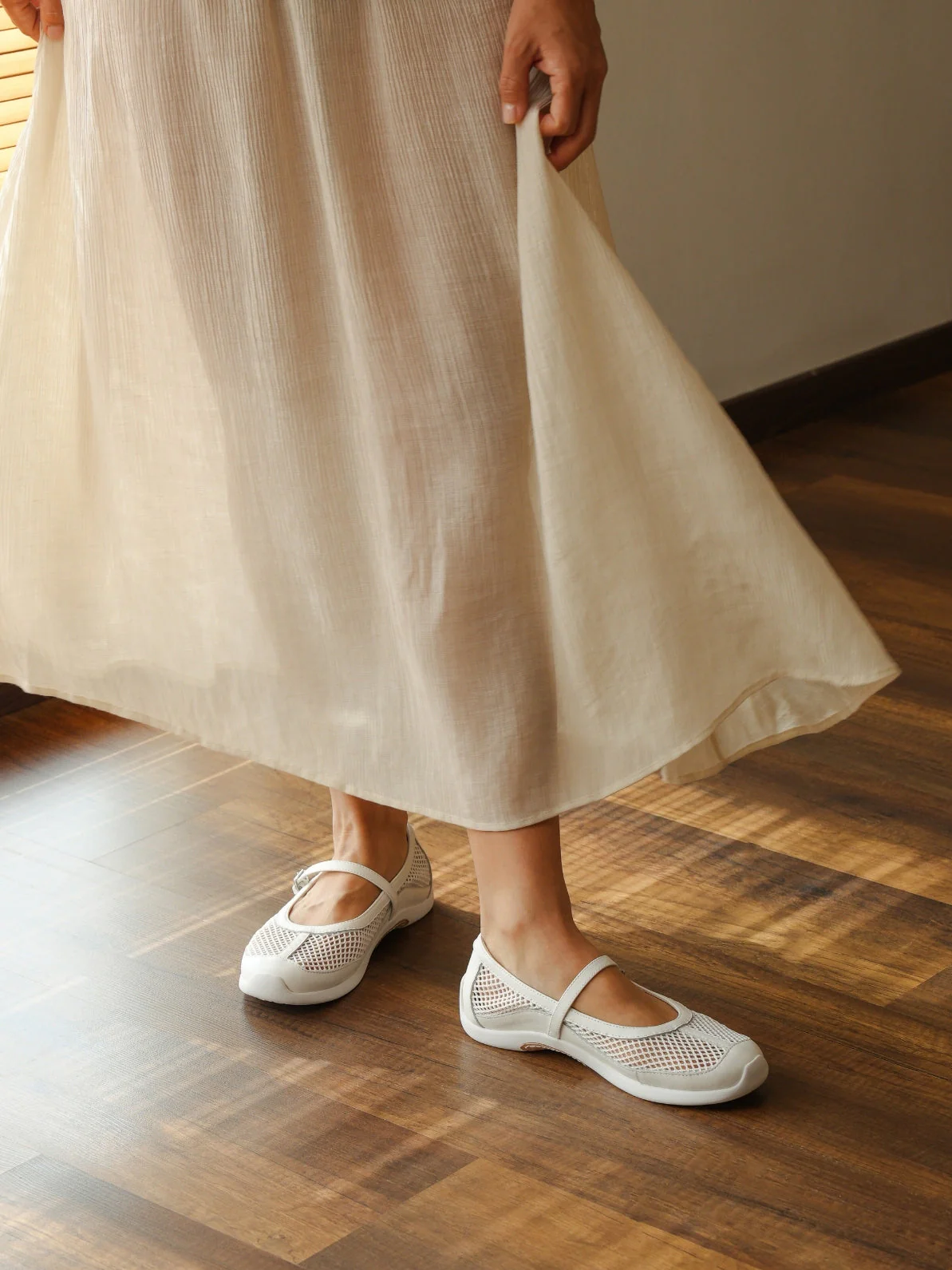 Netta Sneakerina - White - Image 6