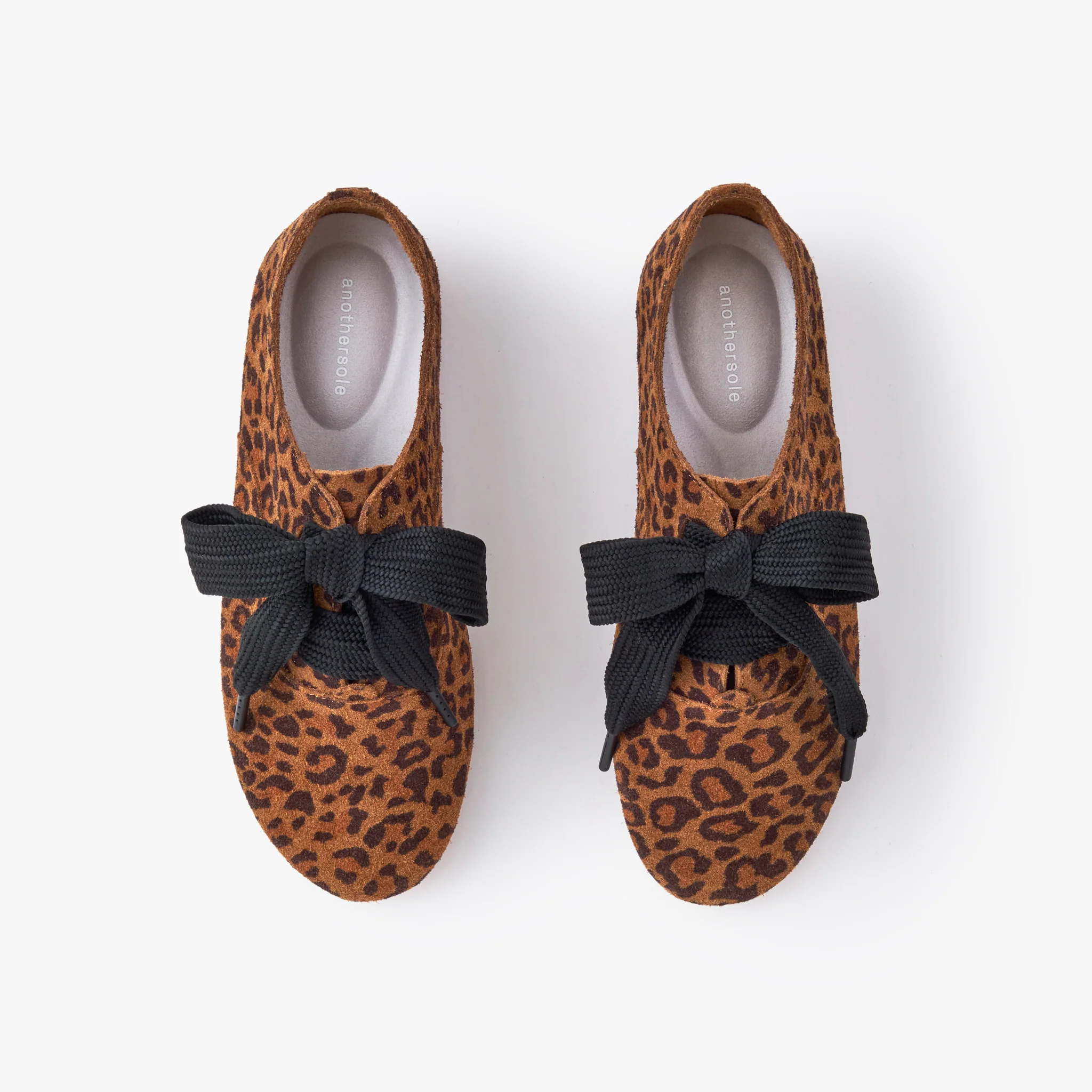 Stella Leo - Caramel - Image 3