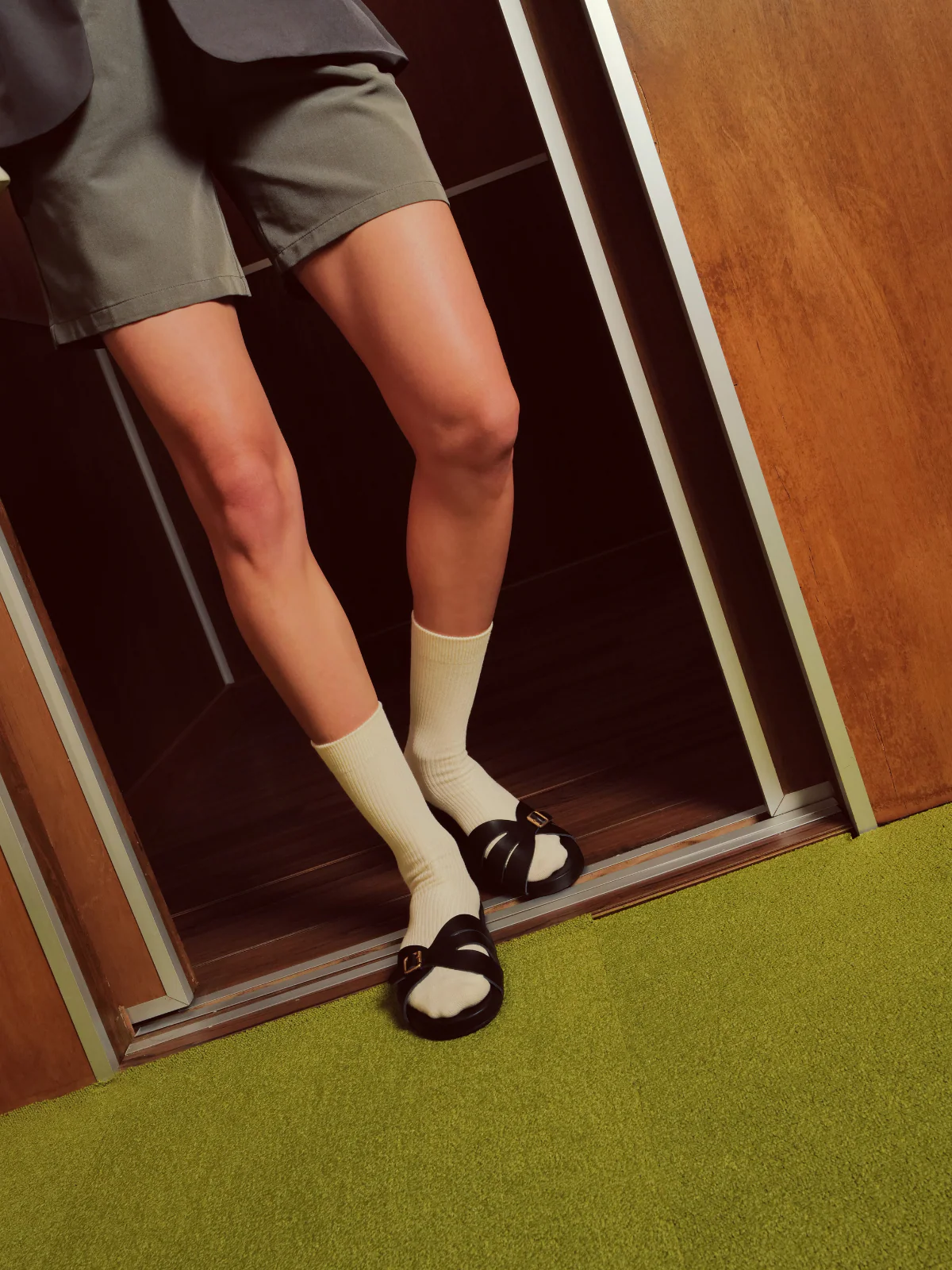 Sunday Slides - Black - Image 6